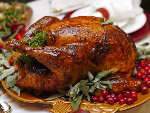 Easy Thanksgiving Turkey Recipe: How to Cook Tender Juicy Turkey – How to Make Homemade Turkey Gravy