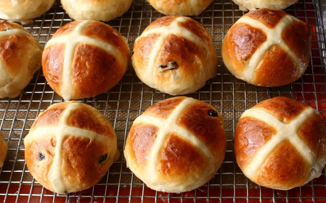 Hot Cross Buns Recipe – How to Make Hot Cross Buns for Easter