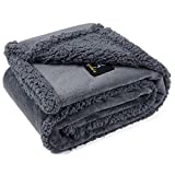 Waterproof Pet Blanket, Liquid Pee Proof Dog Blanket for Sofa Bed Couch, Reversible Sherpa Fleece Furniture Protector Cover for Small Medium Large Dogs Cats, Dark Gray Small（40″ x 28″）